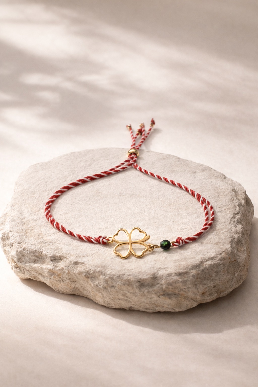 Martaki März-Armband M2604 von above the stars in Deutschland mit Versand in ganz Europa!