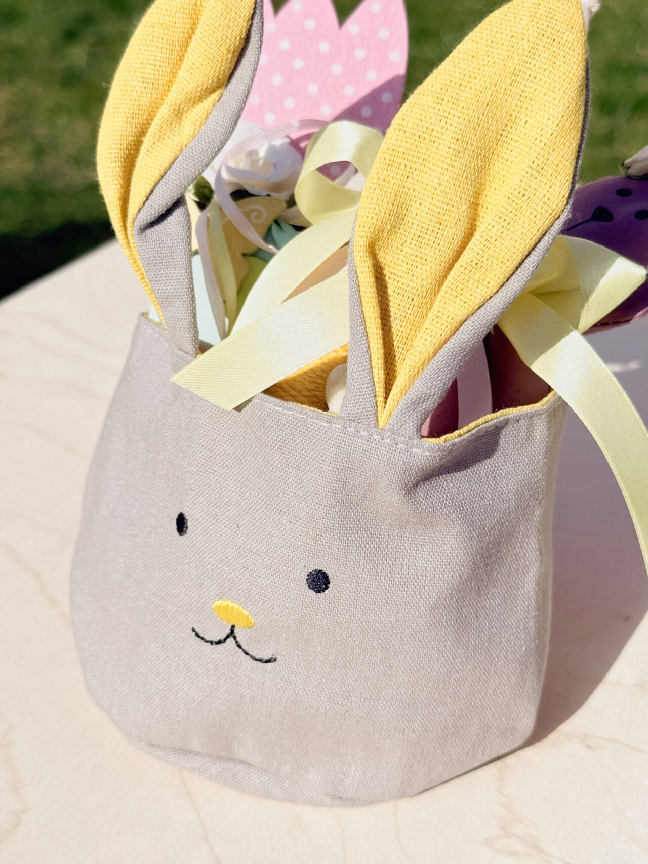 Πασχαλινή λαμπάδα Baby girl set στη γερμανία με αποστολή σε όλη την ευρώπη!