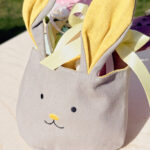 Πασχαλινή λαμπάδα Baby girl set στη γερμανία με αποστολή σε όλη την ευρώπη!