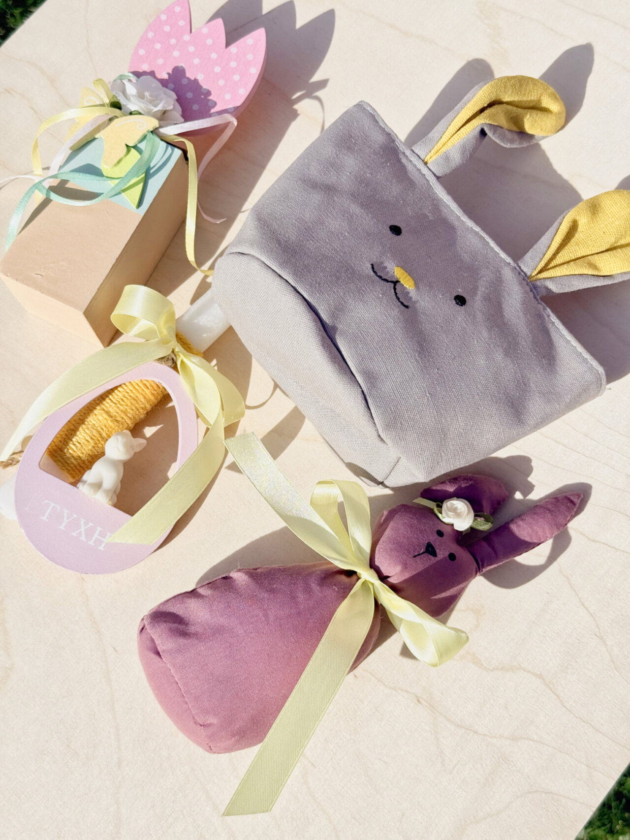 Πασχαλινή λαμπάδα Baby girl set στη γερμανία με αποστολή σε όλη την ευρώπη!